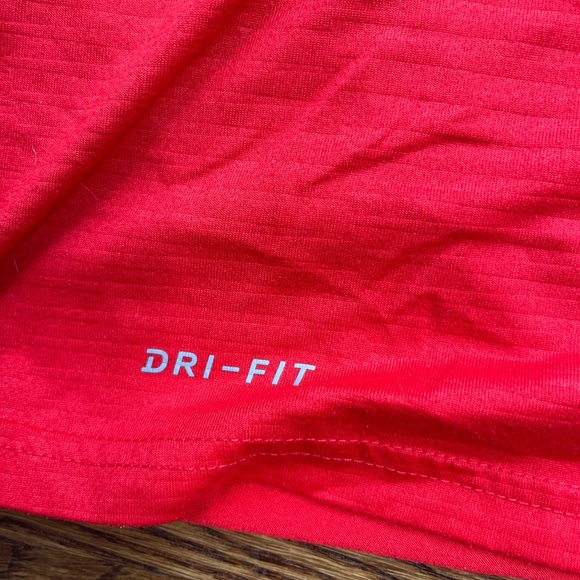 Nike Dri-Fit Red Logo T-Shirt - Picture 9 of 13